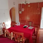 Asta La Vista Vendeghaz Gasthuis 3*