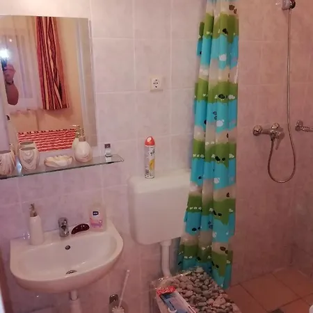 Asta La Vista Vendeghaz Guest house