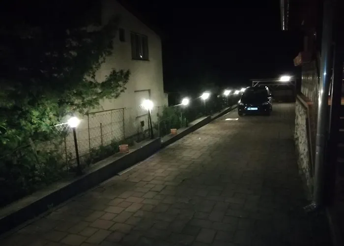 Asta La Vista Vendeghaz Гостевой дом 3*