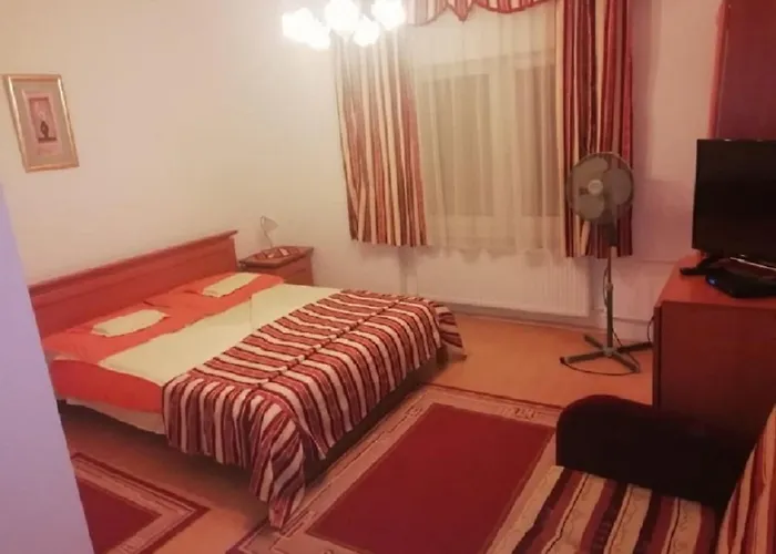 Asta La Vista Vendeghaz Мишкольц